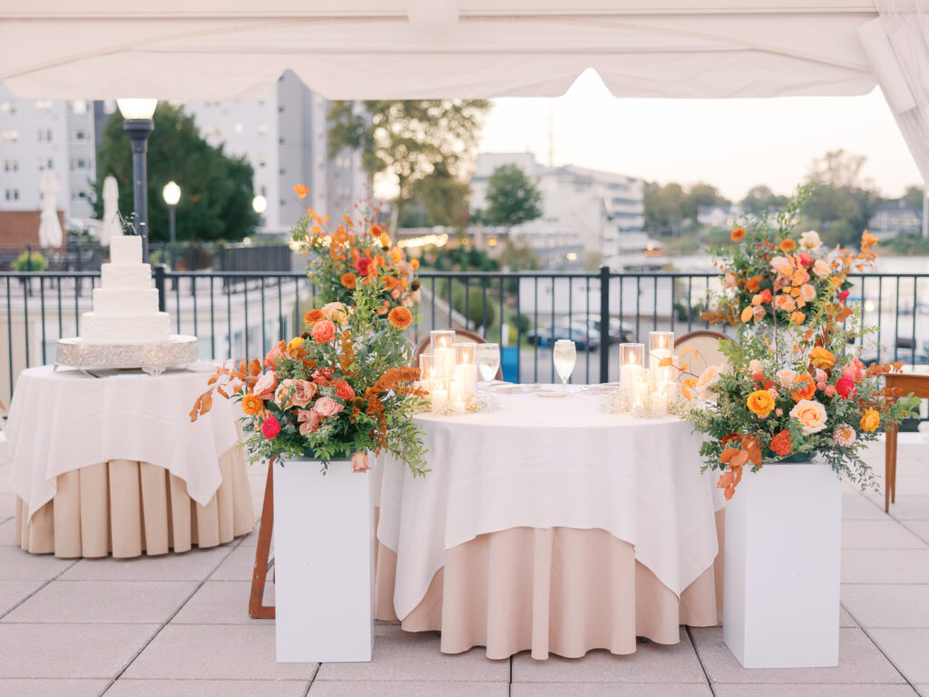 A wedding at Molly Pitcher Inn in Red Bank NJ.