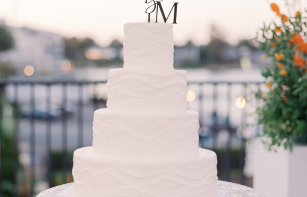 A wedding at Molly Pitcher Inn in Red Bank NJ.