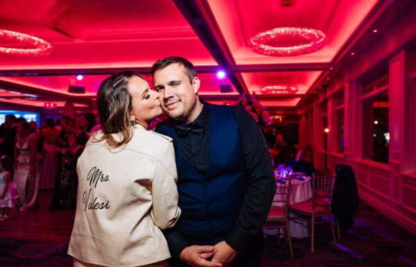 Modern Coastal Was The Vibe at This Wedding at Crystal Point Yacht Club