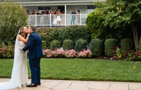 Modern Coastal Was The Vibe at This Wedding at Crystal Point Yacht Club