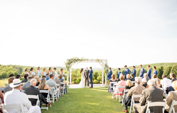 Two Competitive Runners, One Chance Meeting & a Perfect June Wedding at SkyView Golf Club