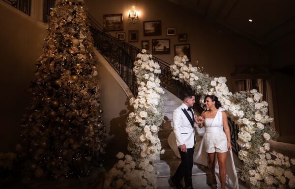 A Fake First Look, Coffee and Donuts at Midnight & a Christmas Dream at Park Chateau Estate