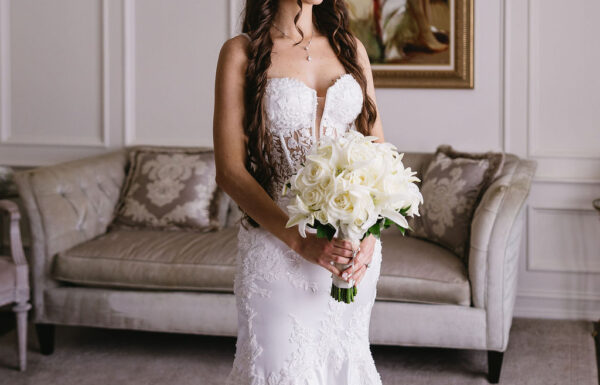 All-Black Dress Code, All-White Florals & Three Dress Changes at Nanina’s in the Park