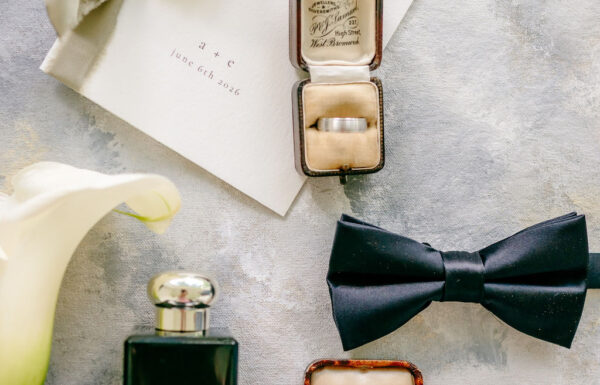 She Skipped the Veil and Wore Her Late Grandmother’s Pearls at This Classic Summer Wedding at Baltusrol Golf Club