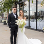A Minimalist Spring Wedding With Manhattan Skyline Views at Battello in Jersey City