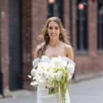 A Minimalist Spring Wedding With Manhattan Skyline Views at Battello in Jersey City