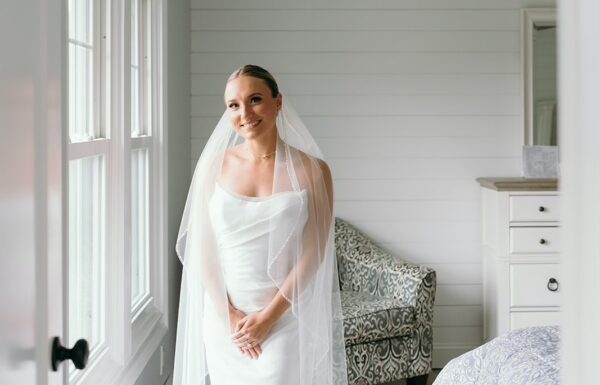 A Laid-Back Wedding That Felt Like One Last Summer Night at Tim McLoone’s Supper Club in Asbury Park