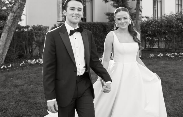 A Timeless Summer Wedding with Blue Hydrangeas at Edgewood Country Club