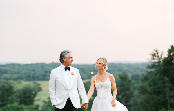 A Sunset Color Palette & 385 Floating Candles at This Spectacular Pendry Natirar Wedding