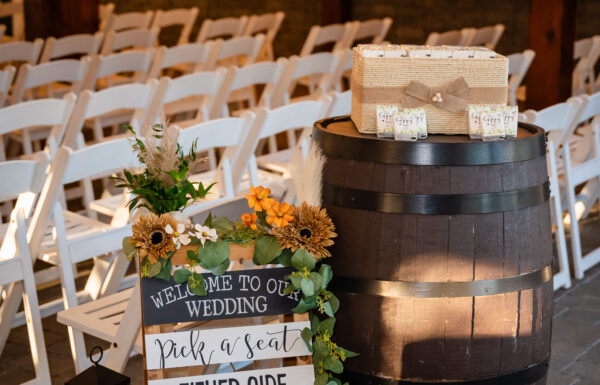 A Vintage Truck, a Barn Ceremony & More Rustic Touches at The Hamilton Manor