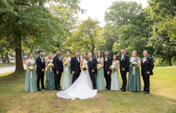 Three Shades of Green, Sunflowers Everywhere, and the Most Joyful Summer Wedding at Beaver Brook Country Club