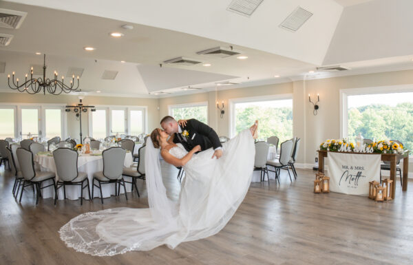 Three Shades of Green, Sunflowers Everywhere, and the Most Joyful Summer Wedding at Beaver Brook Country Club