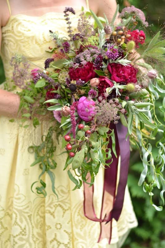 4 Floral Trends You Need to Know About: Ribbons on Bouquets