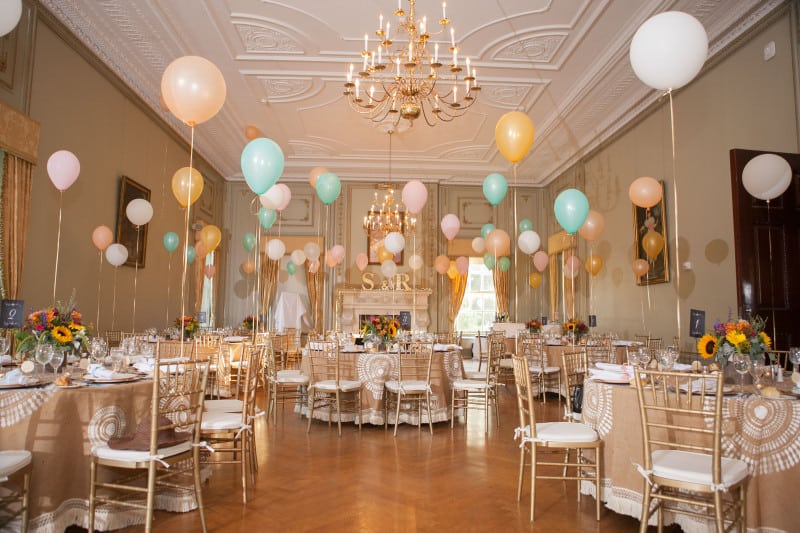 New Jersey Bride—DIY burlap tablecloths at Vanderbilt Mansion.