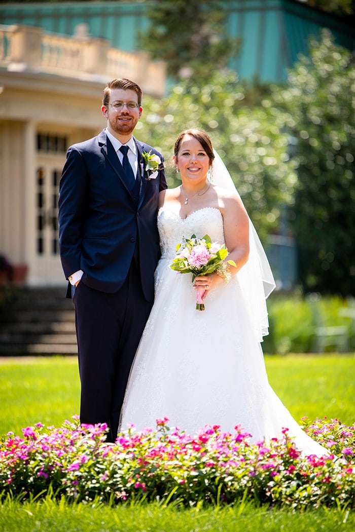 Amelia-and-Jesse-The-Manor