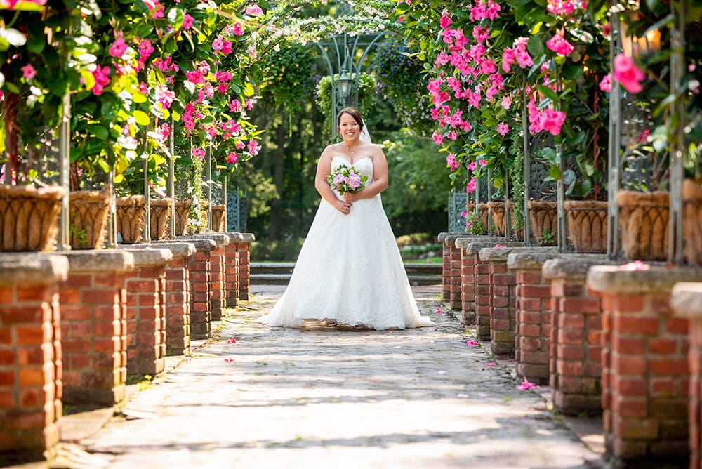 Amelia-and-Jesse-The-Manor