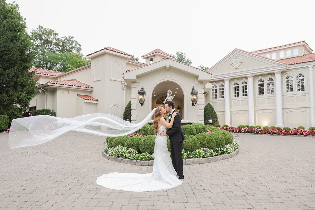 A wedding at Nanina's in the Park.
