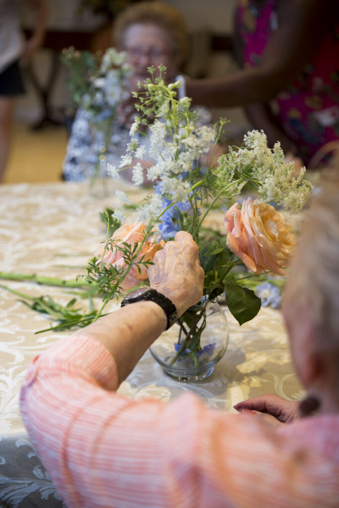 Want to donate wedding flowers in NJ? Forget Me Knot is an organization that repurposes wedding flowers into bedside bouquets for the lonely or ill.