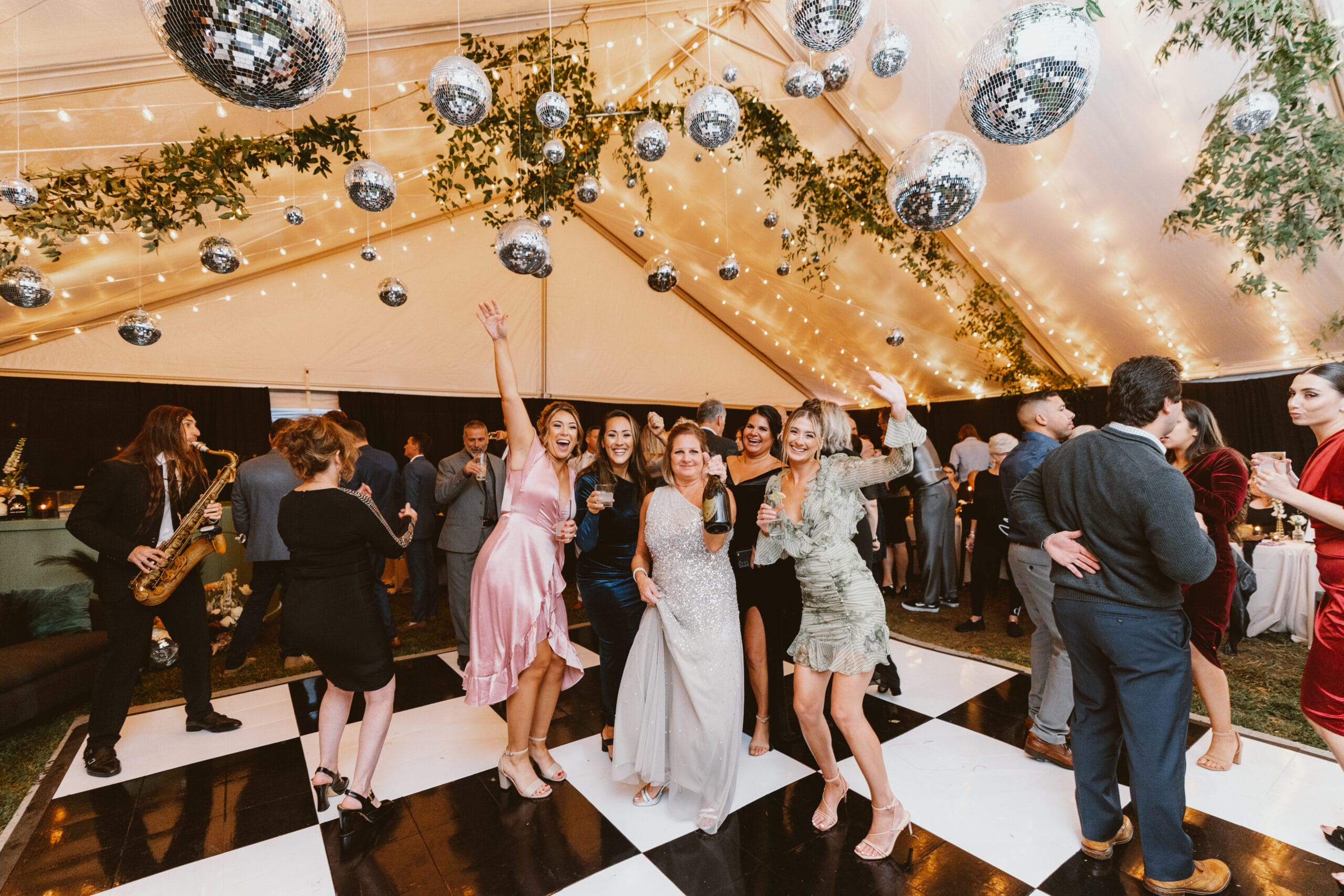 Backyard NJ wedding.