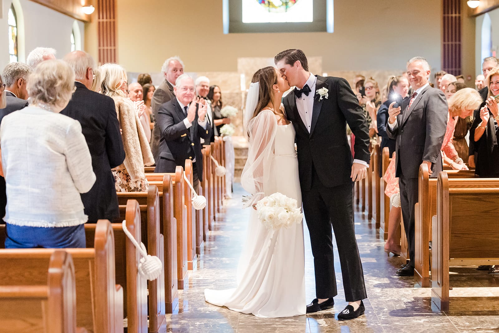 Fun and chic Jersey Shore wedding at Bay Head Yacht Club.