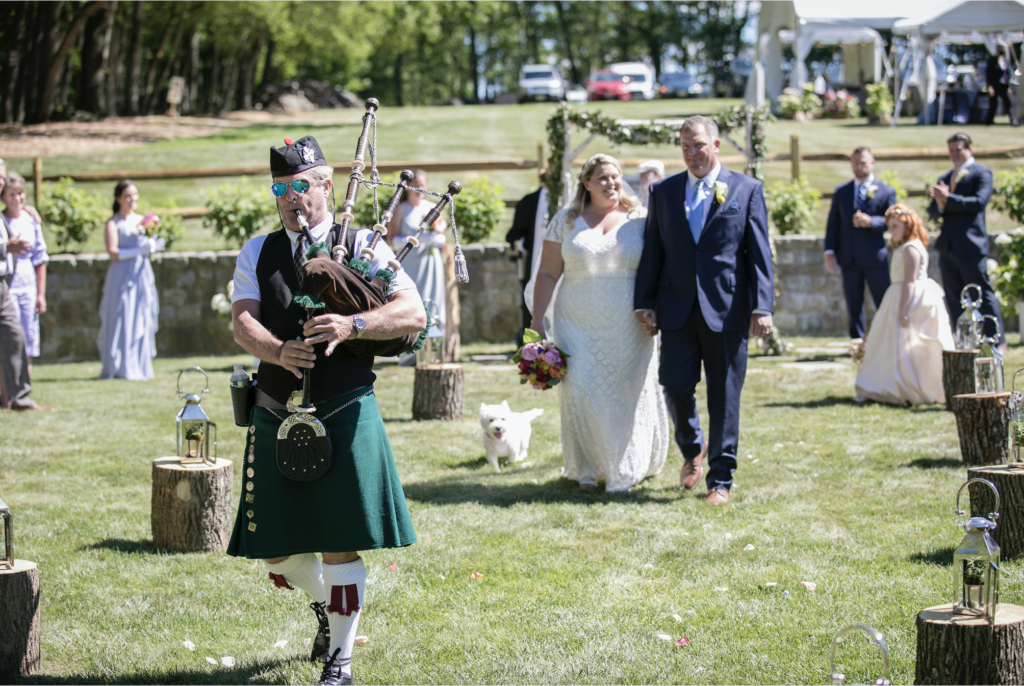 Kate-John-Backyard-wedding-FindOrion-Photography