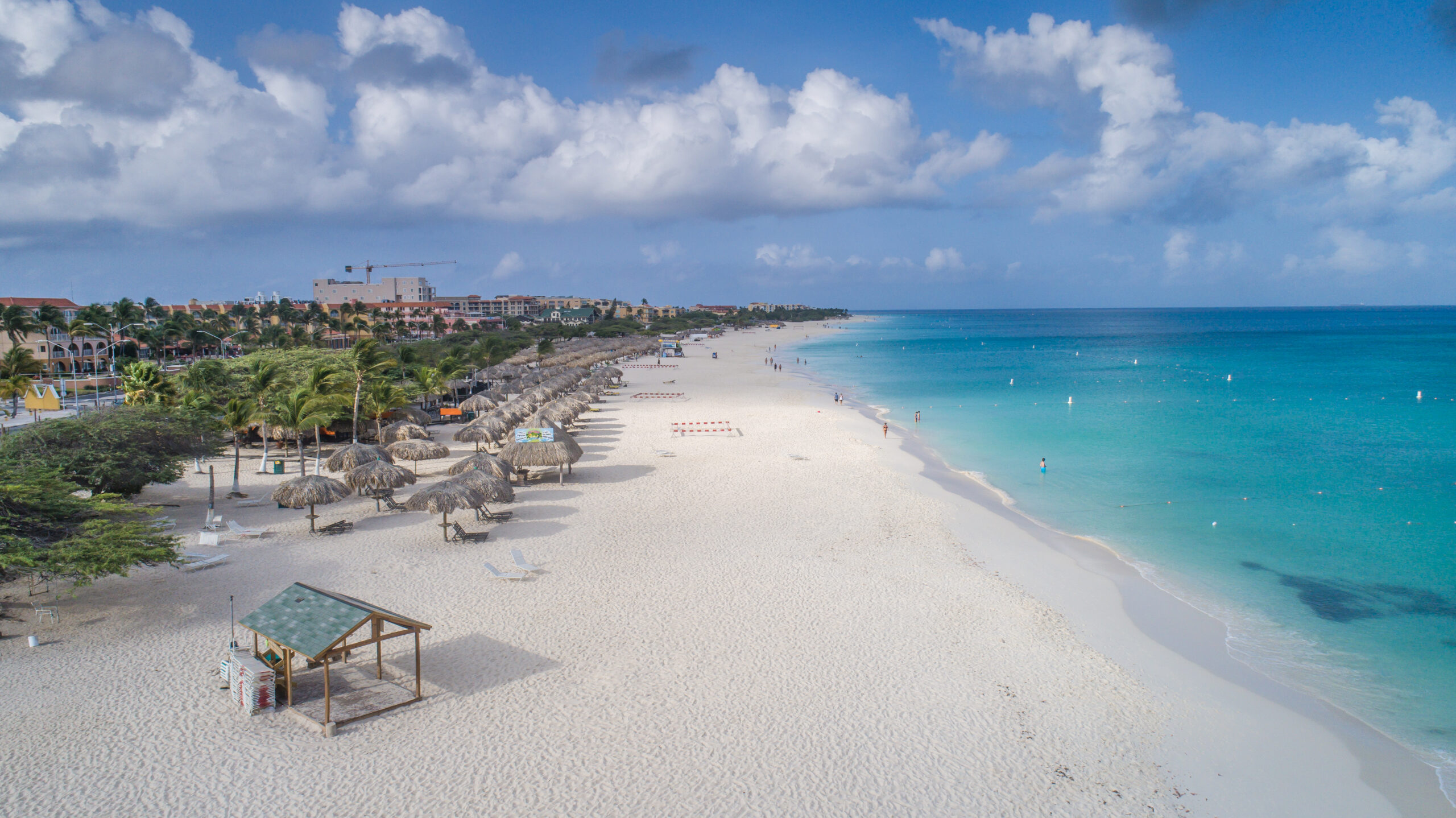 Our guide will help you plan a honeymoon to Aruba.