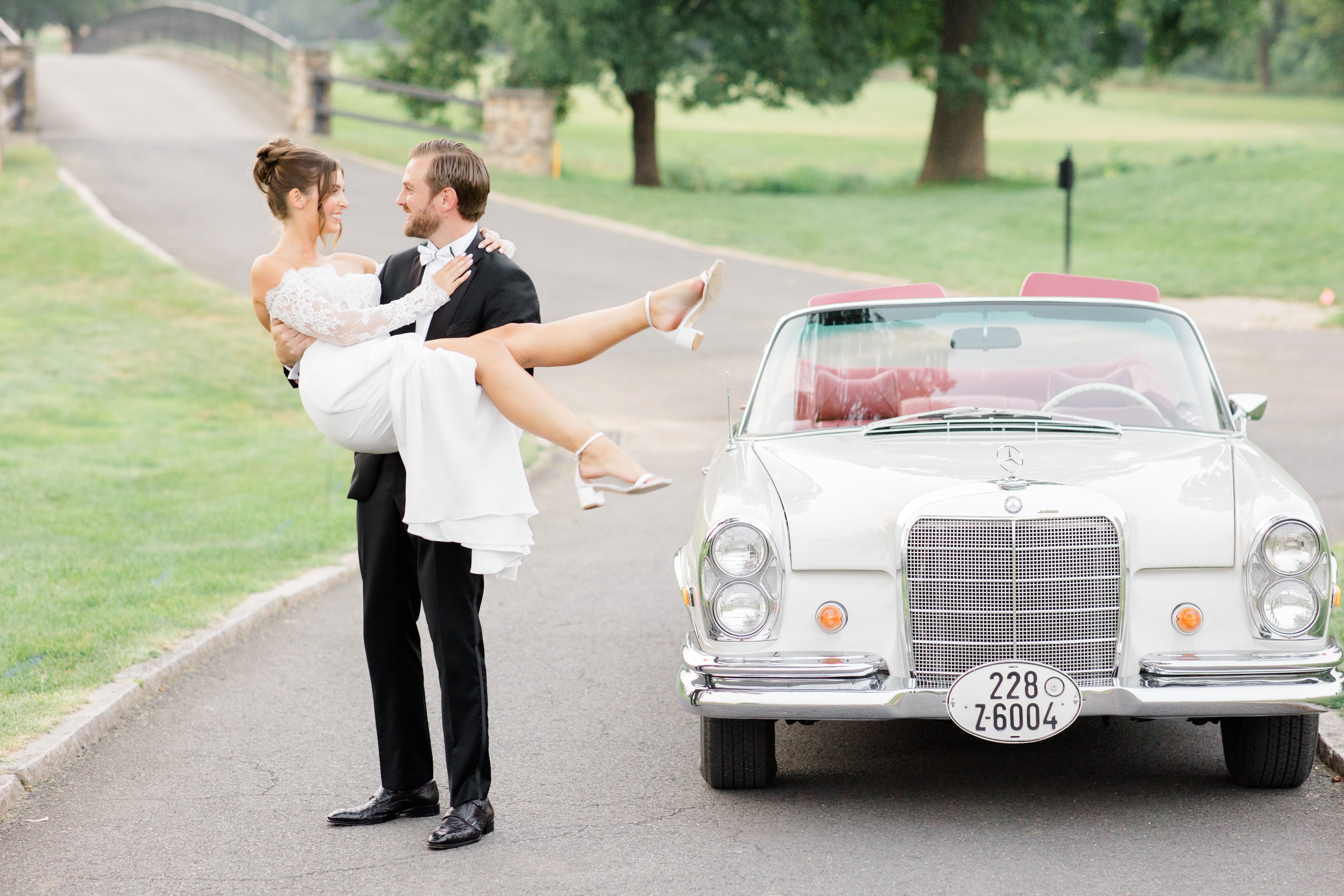 A wedding at Fiddler's Elbow Country Club in Bedminster, New Jersey.