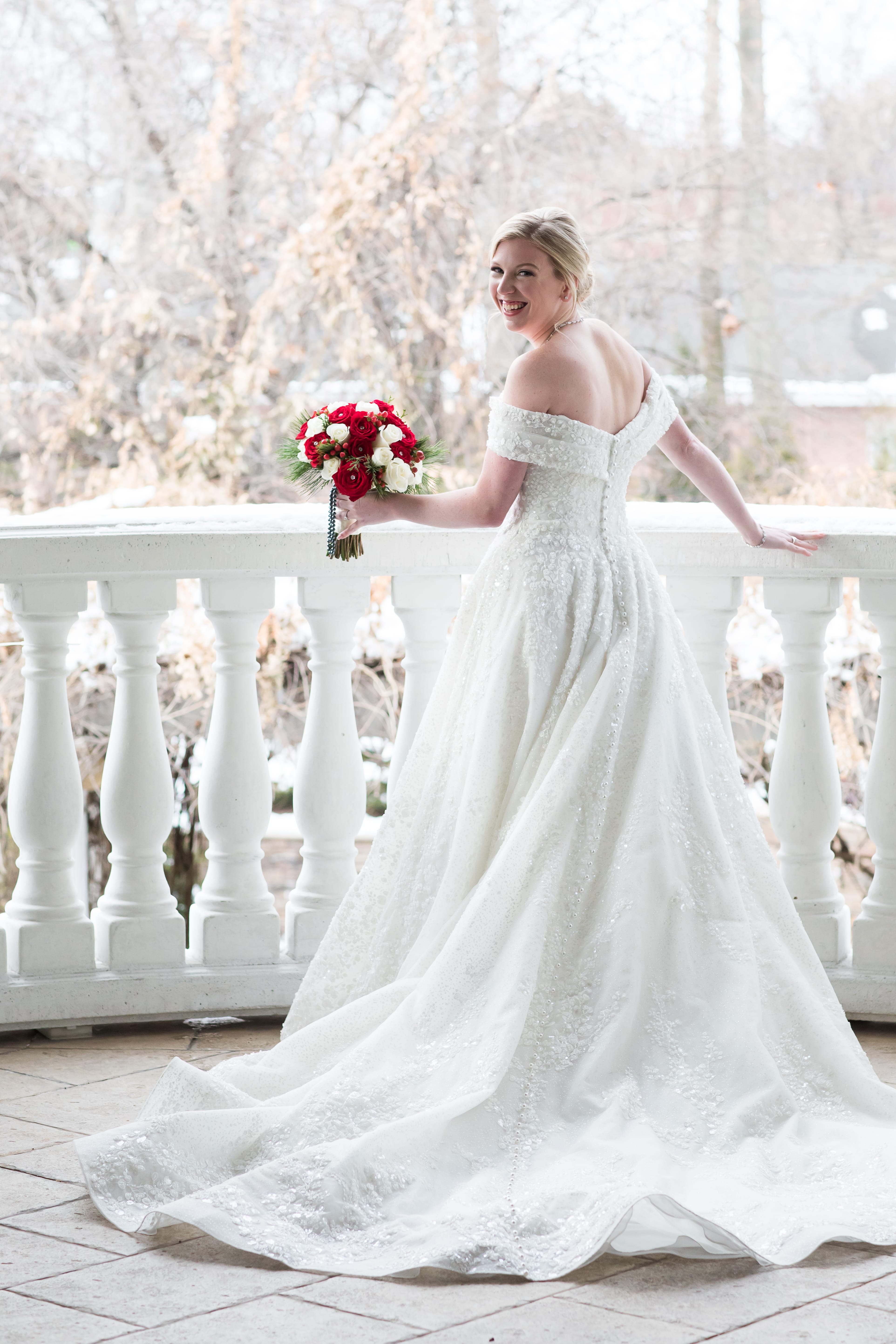 A Christmastime wedding at Nanina's in the Park.