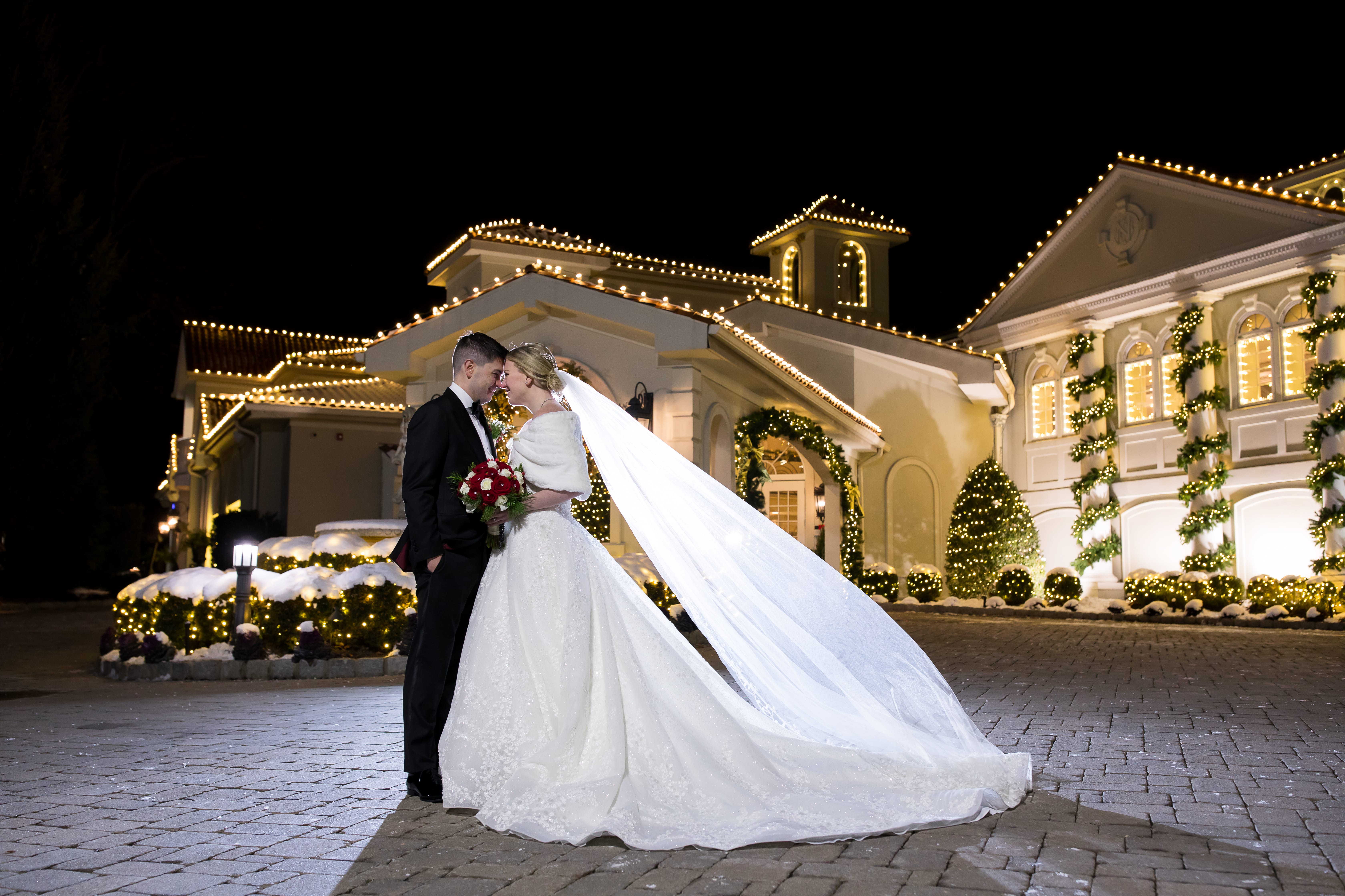 A Christmastime wedding at Nanina's in the Park.