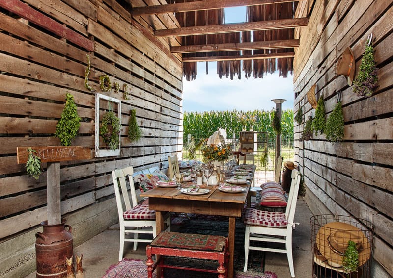 Details: Decorating Your Barn Wedding