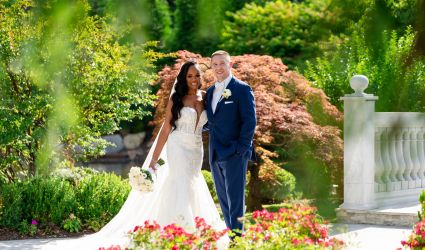 A Romantic and Elegant Ballroom Wedding With Blush Florals