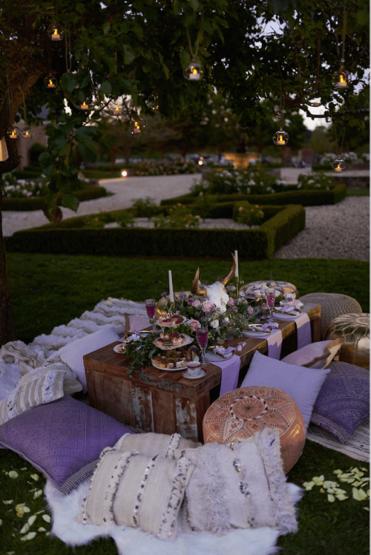 Boho-Luxe-Lavender-Wedding-inspiration