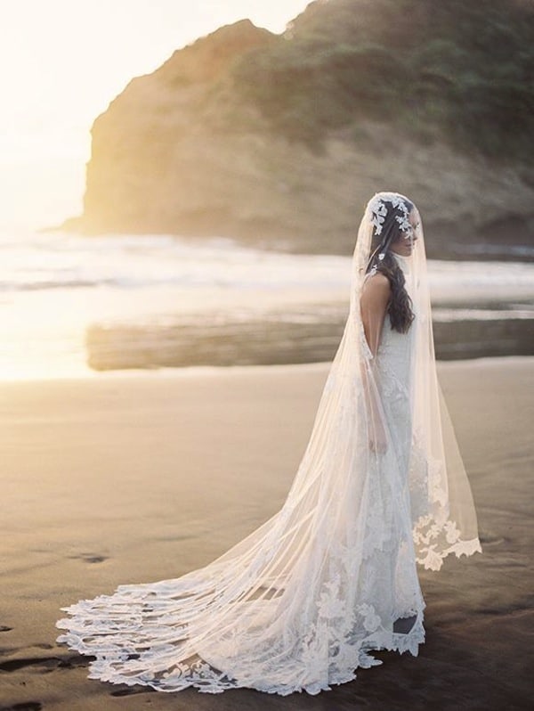 long veil beach wedding