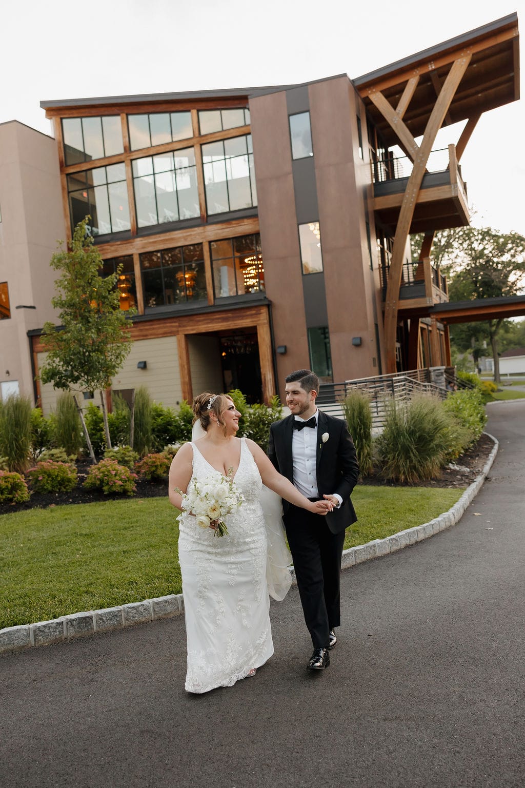 A wedding at The View in Jersey City, New Jersey.