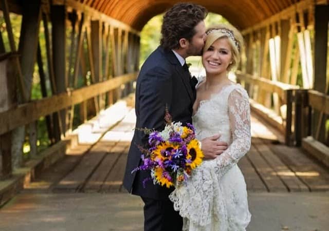 Kelly Clarkson wedding pictures. Flawless photography is what celebrity brides require.
