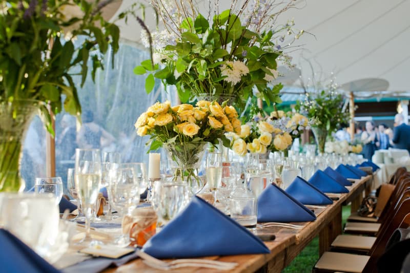 Rustic table settings for your farm or barn wedding. Jenifer Rutherford Photgraphy.