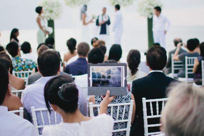 Tech Etiquette Tips: New Rules for the Modern Wedding