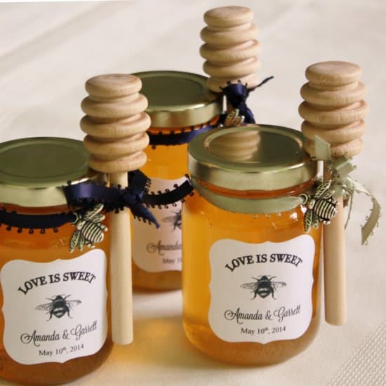 Jars of honey for fall wedding favors.