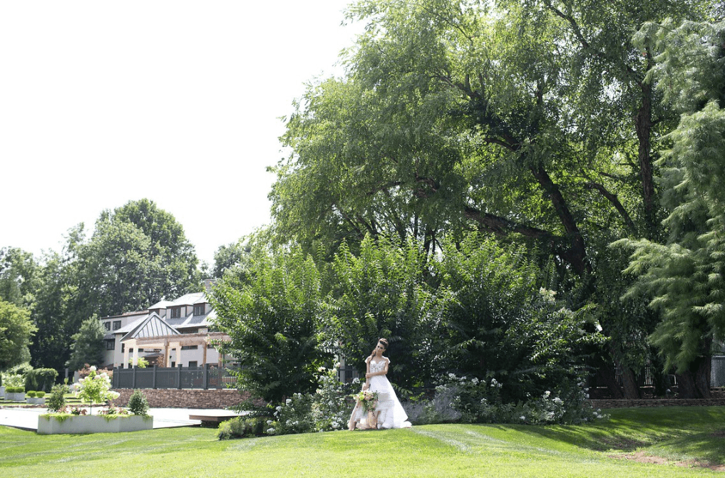 Hotel-du-Village-Rustic-NJ-Wedding